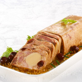 Terrine de pigeon au foie gras et aux griottes